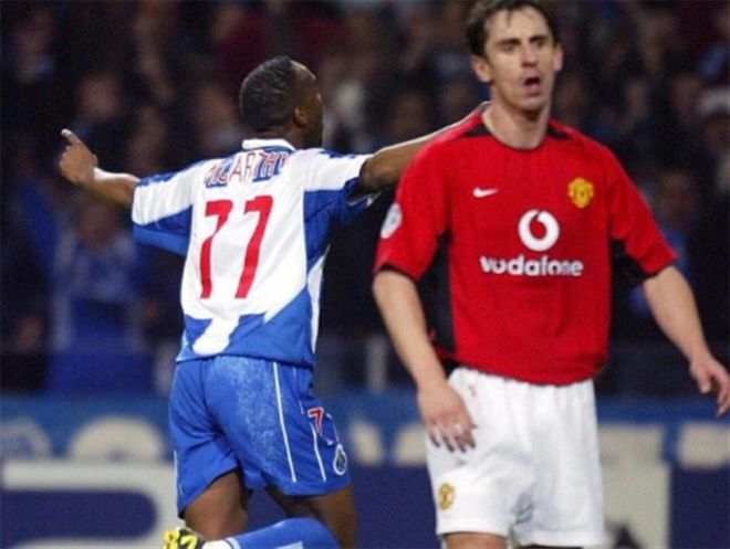 中国足球超级联赛发展现状与未来展望：机遇、挑战与全球化进程分析